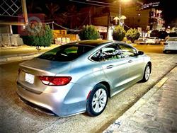 Chrysler 200